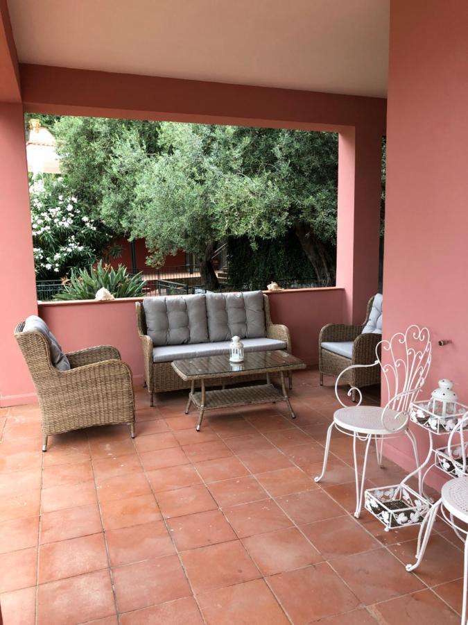 Villa Le Petit Paradis ตาออร์มินา ภายนอก รูปภาพ