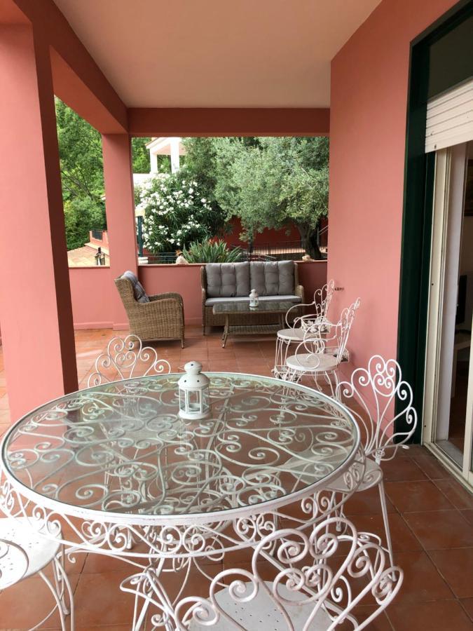 Villa Le Petit Paradis ตาออร์มินา ภายนอก รูปภาพ