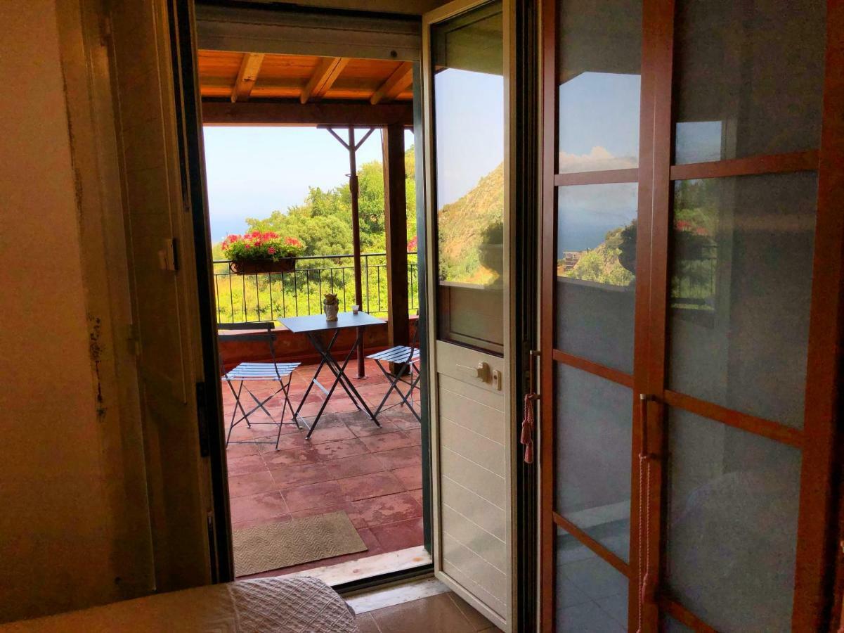 Villa Le Petit Paradis ตาออร์มินา ภายนอก รูปภาพ