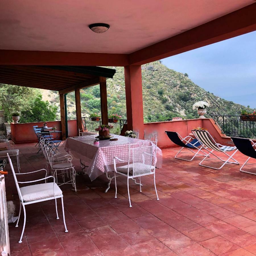 Villa Le Petit Paradis ตาออร์มินา ภายนอก รูปภาพ