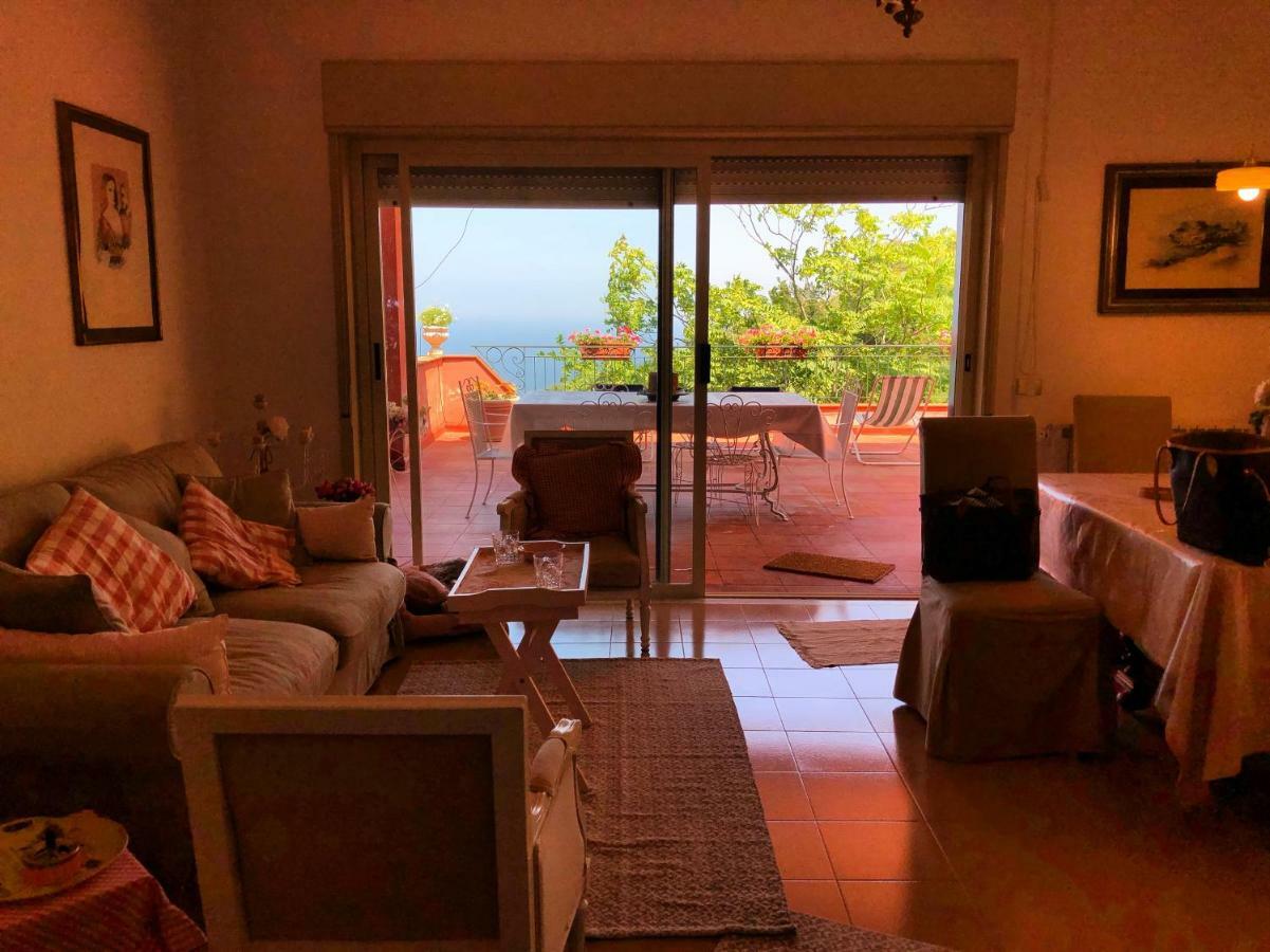 Villa Le Petit Paradis ตาออร์มินา ภายนอก รูปภาพ