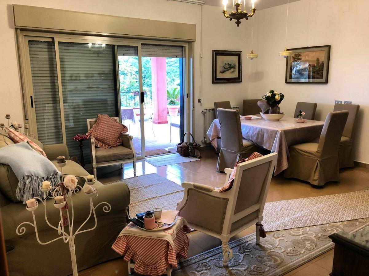 Villa Le Petit Paradis ตาออร์มินา ภายนอก รูปภาพ